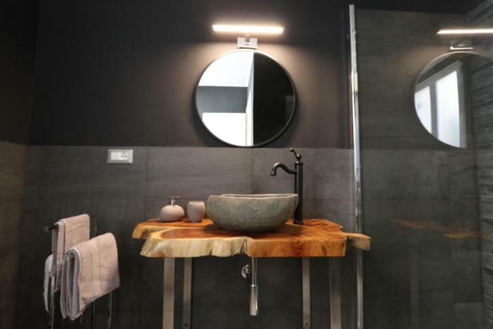 Exclusive Apt Really Downtown - Free Private Parking Included! Генуя Экстерьер фото